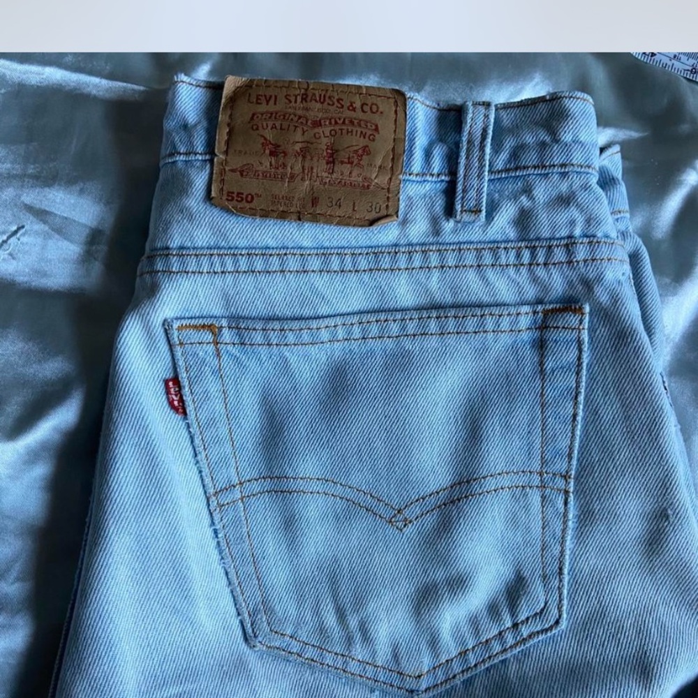 Levi’s 505 light wash vintage jeans - Picture 4 of 4